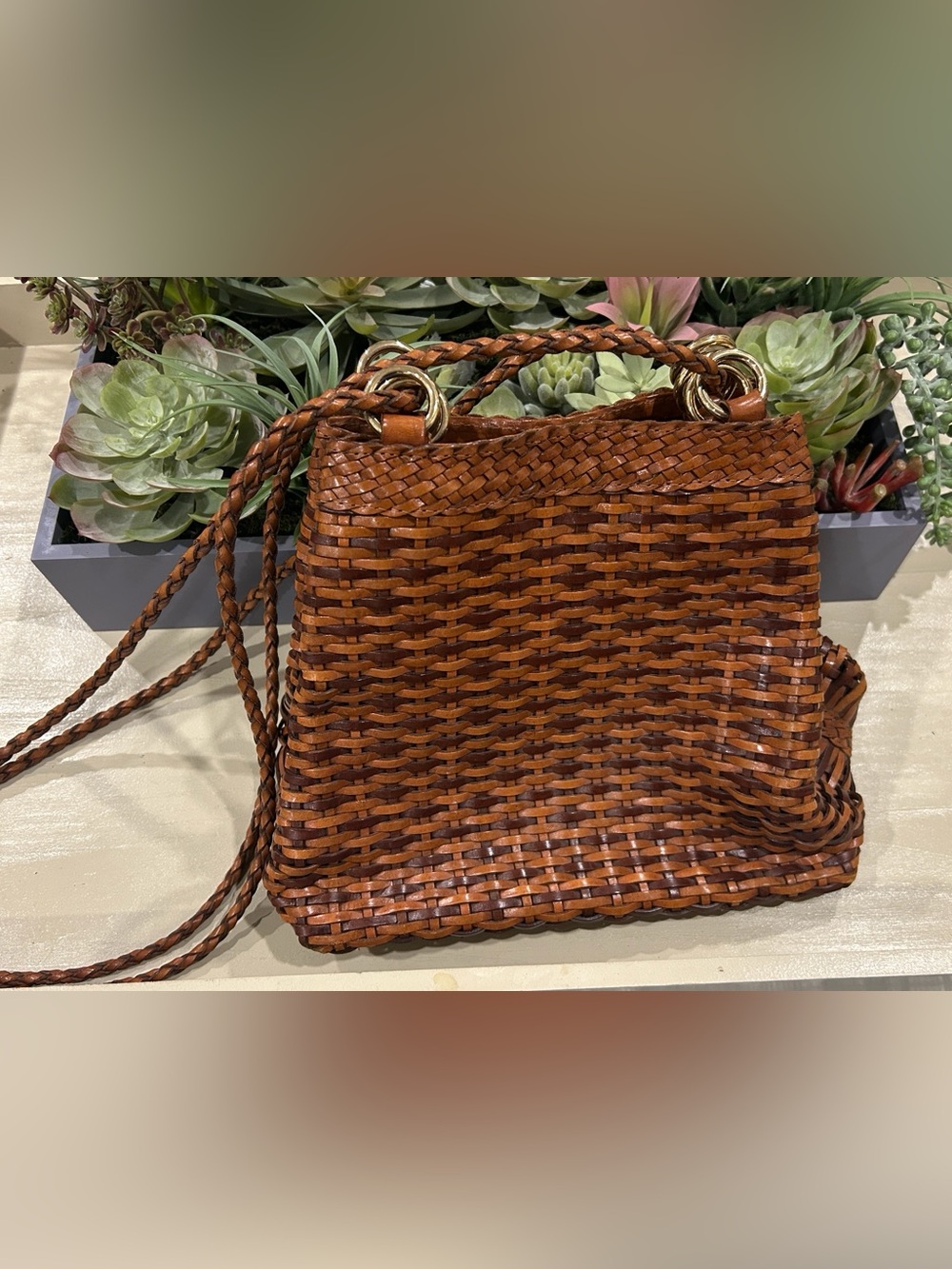 CEM - Vintage Woven Crossbody Shoulder Bag in Brown